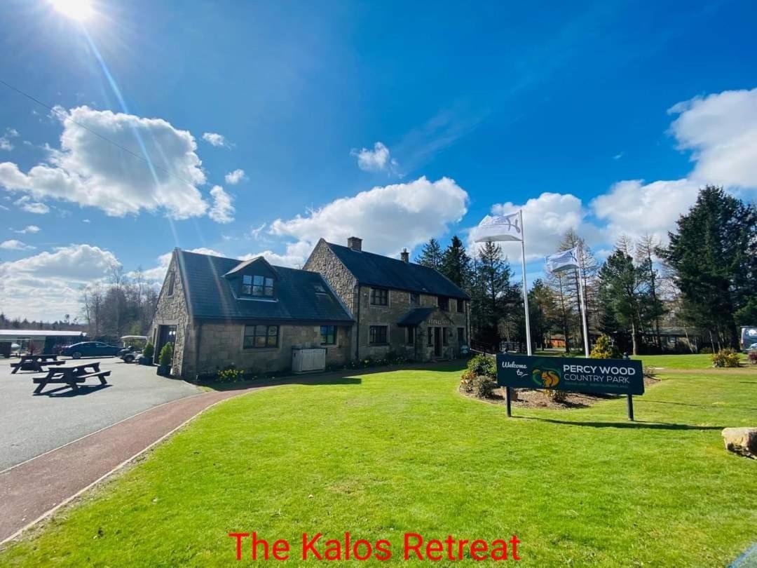The Kalos Retreat - Hot Tub Lodge With Free 18 Hole Golf Course Swarland Esterno foto